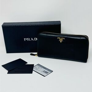 Preloved Prada Black Zip-Around Wallet with Gold Accents